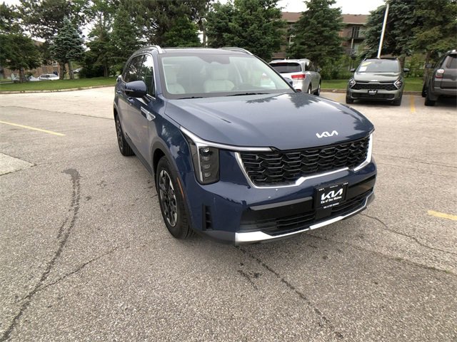 New 2025 Kia Sorento S w/ Panoramic Sunroof Package