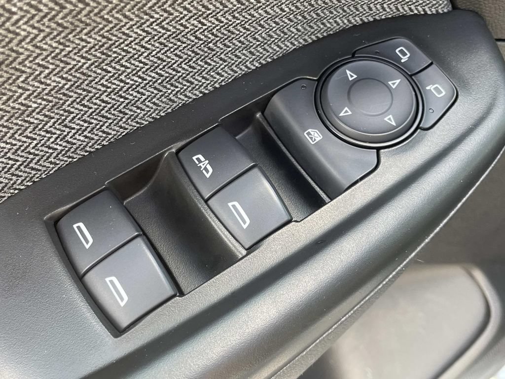 Used 2023 Chevrolet TrailBlazer LT w/ Convenience Package FWD image 15