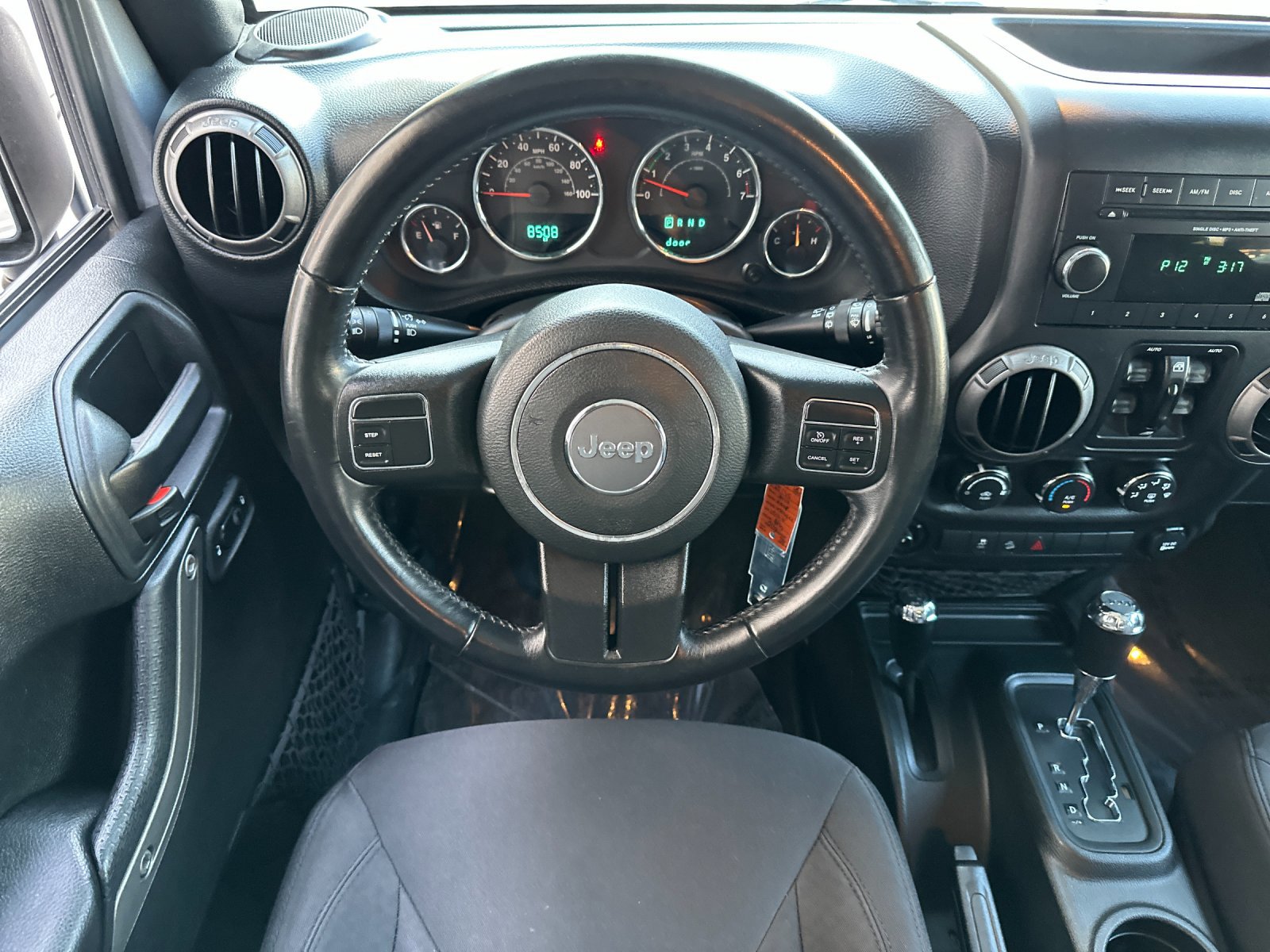 Used 2018 Jeep Wrangler Unlimited Sport S image 14