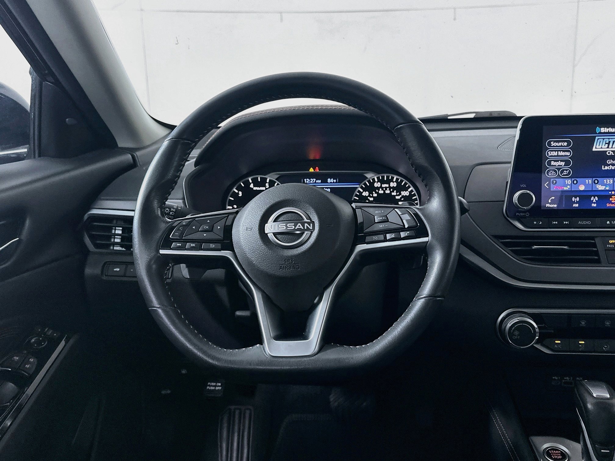 Used 2023 Nissan Altima 2.5 SR FWD image 17