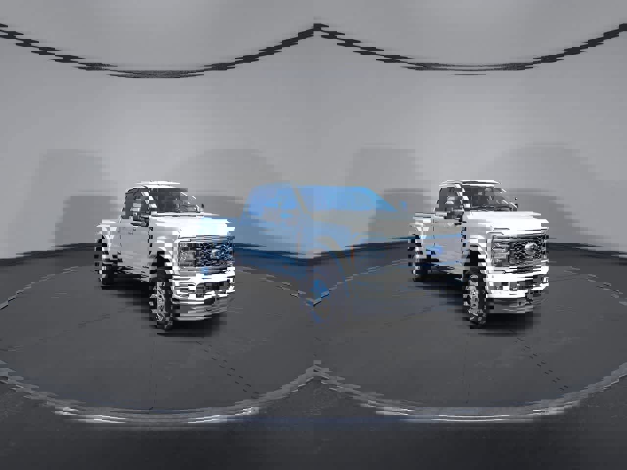 Used 2024 Ford F450 Limited w/ FX4 Off-Road Package image 2