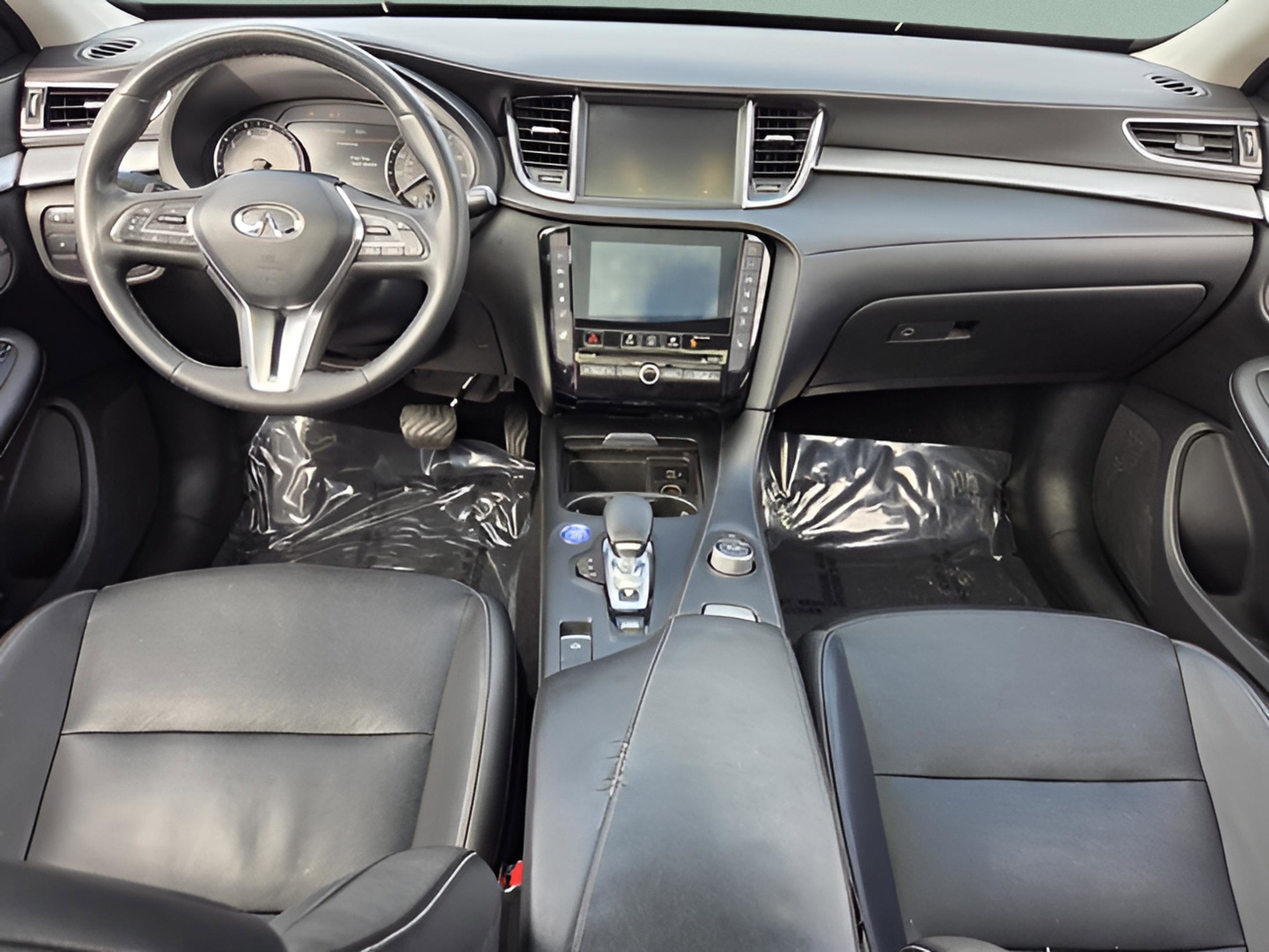 Used 2019 INFINITI QX50 Essential w/ Premium Heat Package image 14