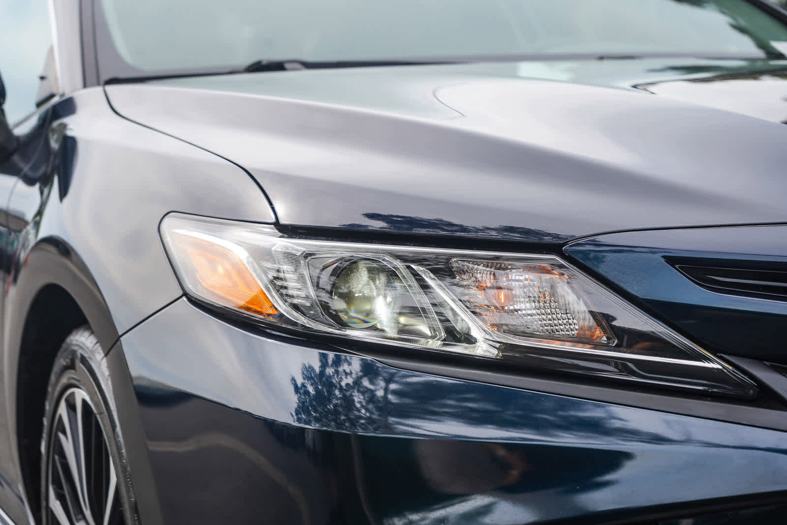 Used 2020 Toyota Camry SE image 10