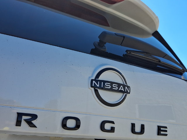 New 2026 Nissan Rogue Dark Armor AWD/4WD image 21