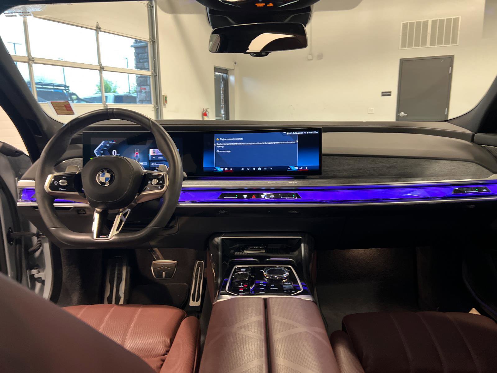 Used 2024 BMW 740i xDrive w/ Executive Package AWD/4WD image 31