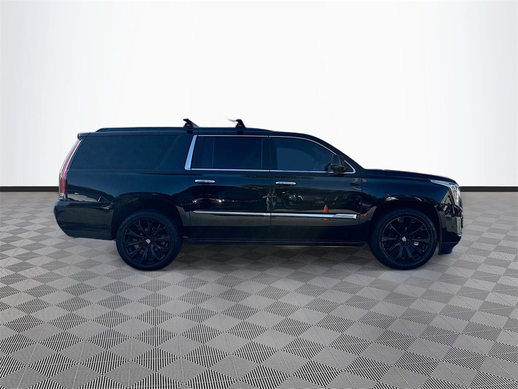 Used 2018 Cadillac Escalade ESV Platinum image 5