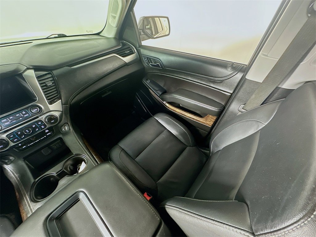 Used 2018 Chevrolet Suburban LT image 11
