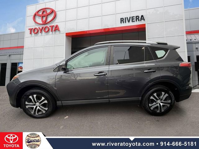 Used 2017 Toyota RAV4 LE image 8