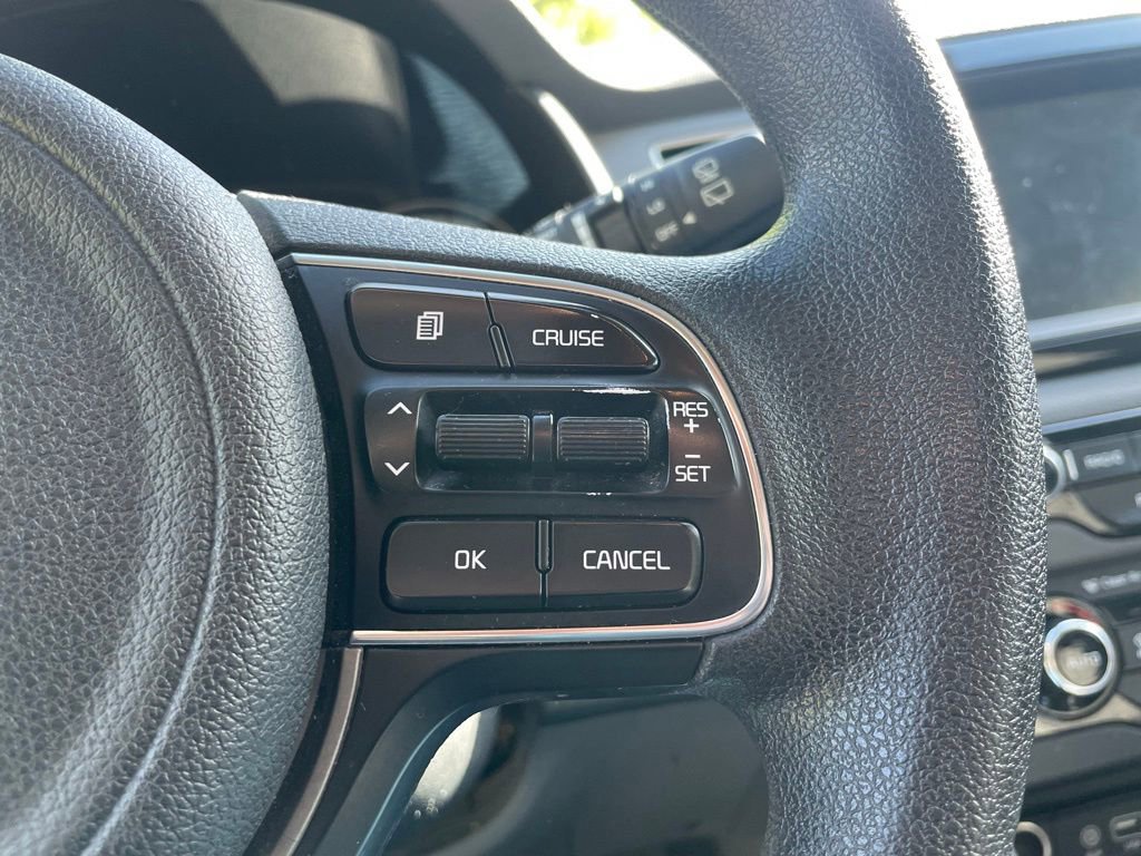 Used 2018 Kia Niro LX FWD image 14