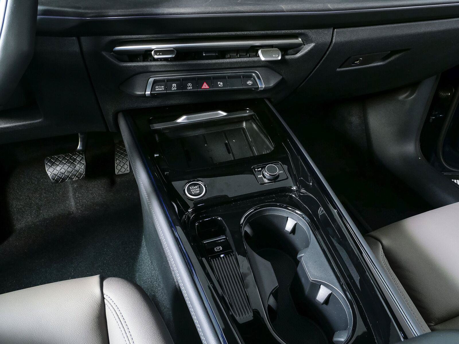 New 2026 Audi Q3 quattro 2.0T AWD/4WD image 18