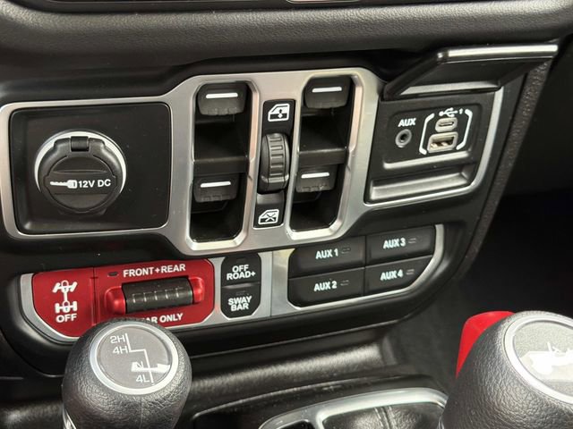 Used 2025 Jeep Wrangler Unlimited Rubicon AWD/4WD image 25