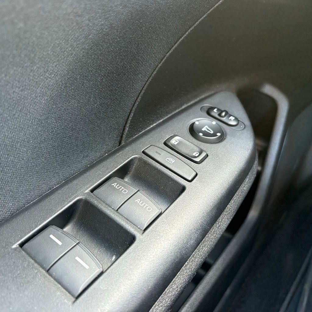 Used 2018 Honda Civic EX image 25