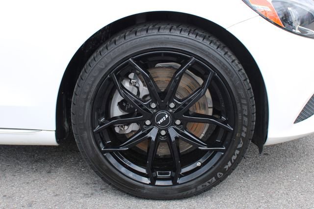 Used 2018 Mercedes-Benz C 300 4MATIC Sedan image 38