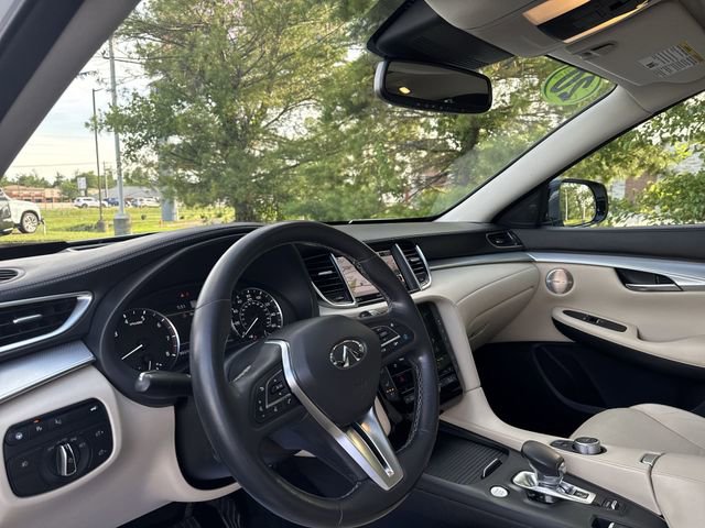 Used 2020 INFINITI QX50 Sensory w/ Proactive Package AWD/4WD image 9