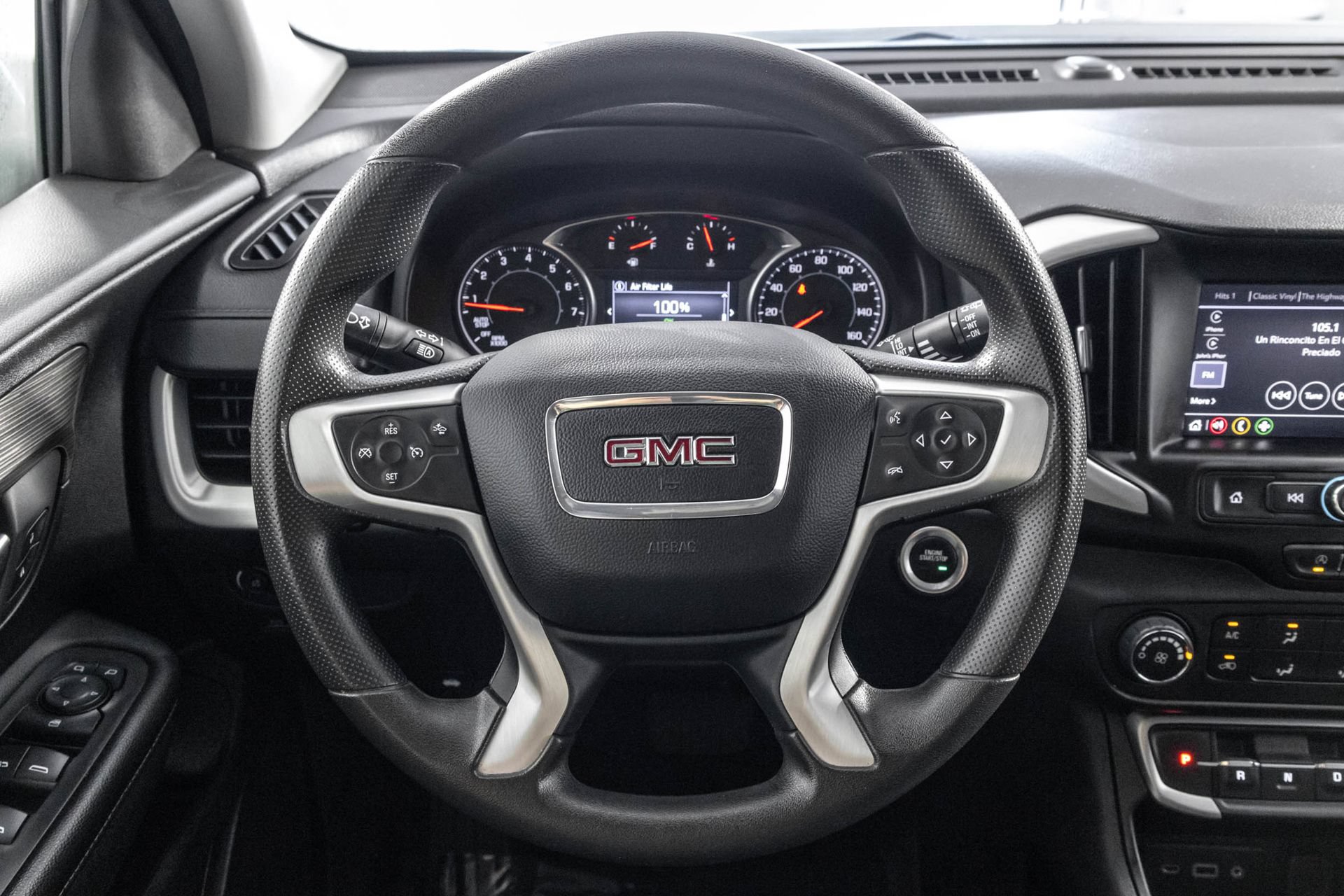 Used 2024 GMC Terrain SLE AWD/4WD image 27