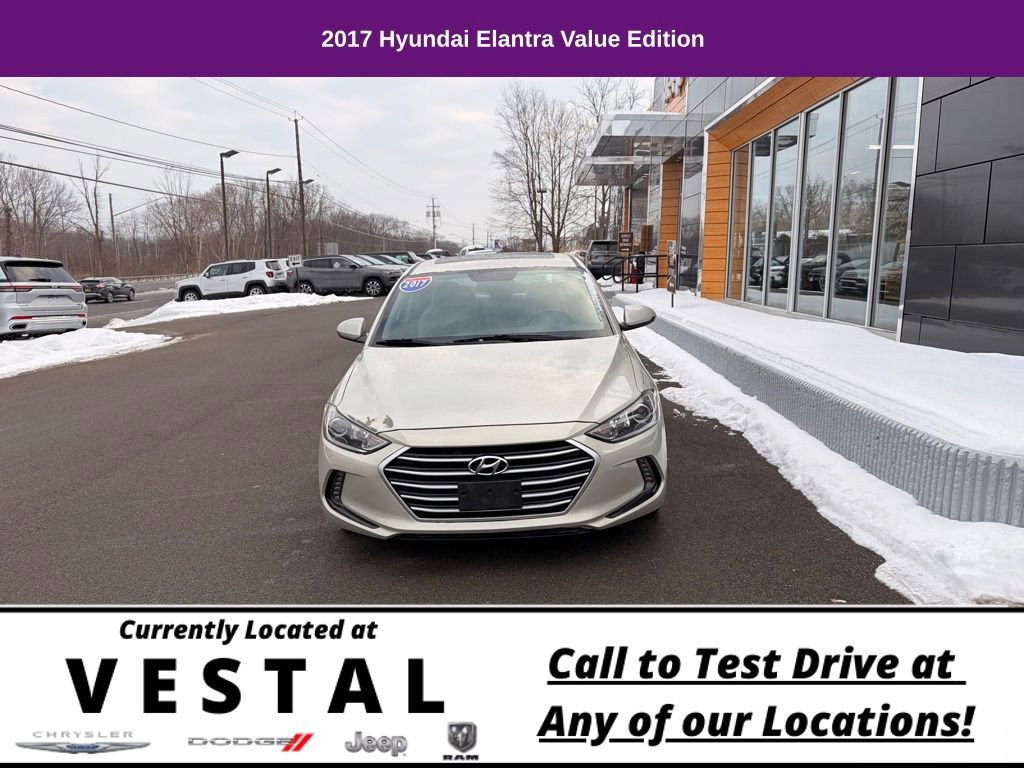 Used 2017 Hyundai Elantra Value Edition w/ Cargo Package image 4