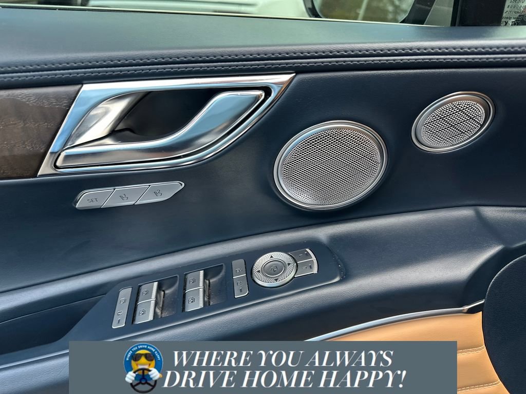 Used 2023 Genesis GV80 2.5T w/ Prestige 20" Package image 11