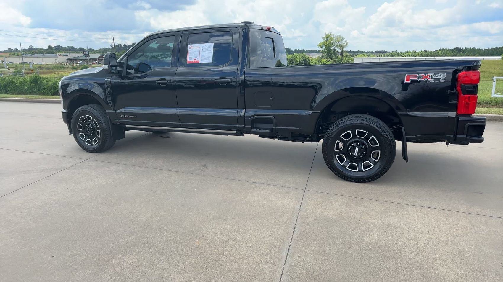 Used 2025 Ford F250 Platinum AWD/4WD image 6