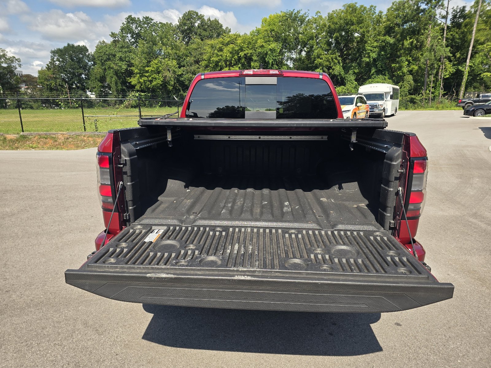 Certified 2025 Nissan Frontier PRO-4X w/ Pro Premium Package AWD/4WD image 13