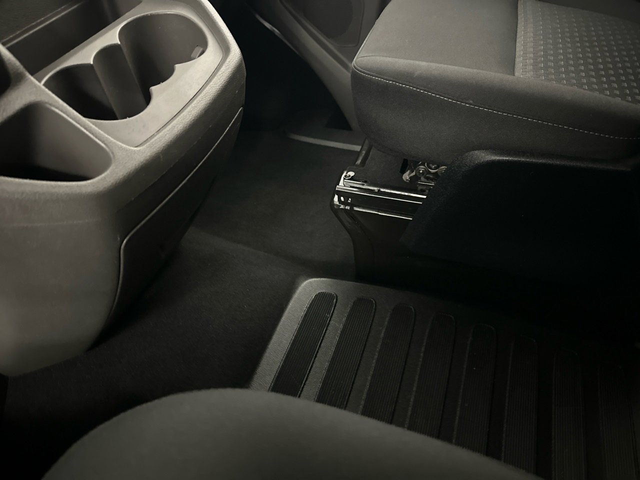 Used 2022 Ford Transit 350 XLT image 31