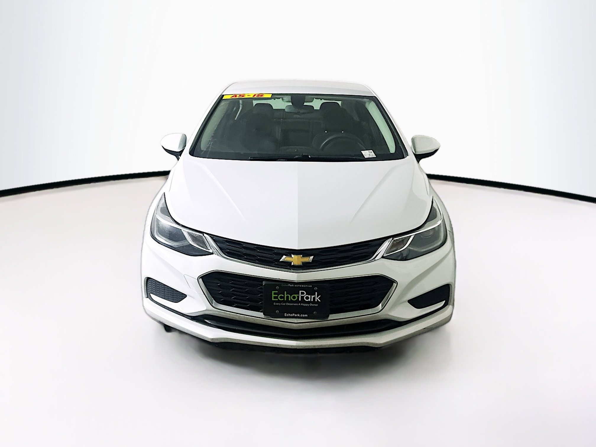 Used 2017 Chevrolet Cruze LT image 2