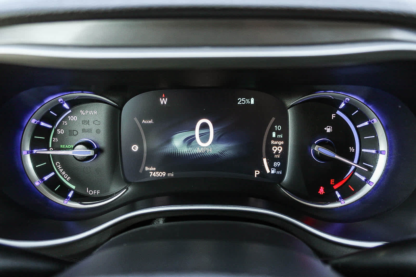 Used 2024 Chrysler Pacifica Limited FWD image 22