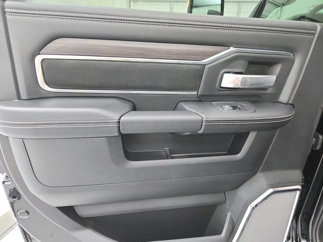 New 2026 RAM 2500 Laramie AWD/4WD image 45