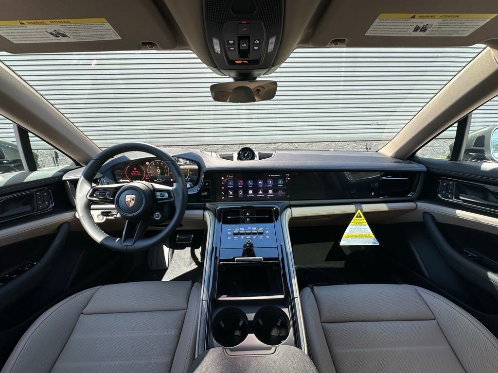Used 2026 Porsche Panamera 4 image 6
