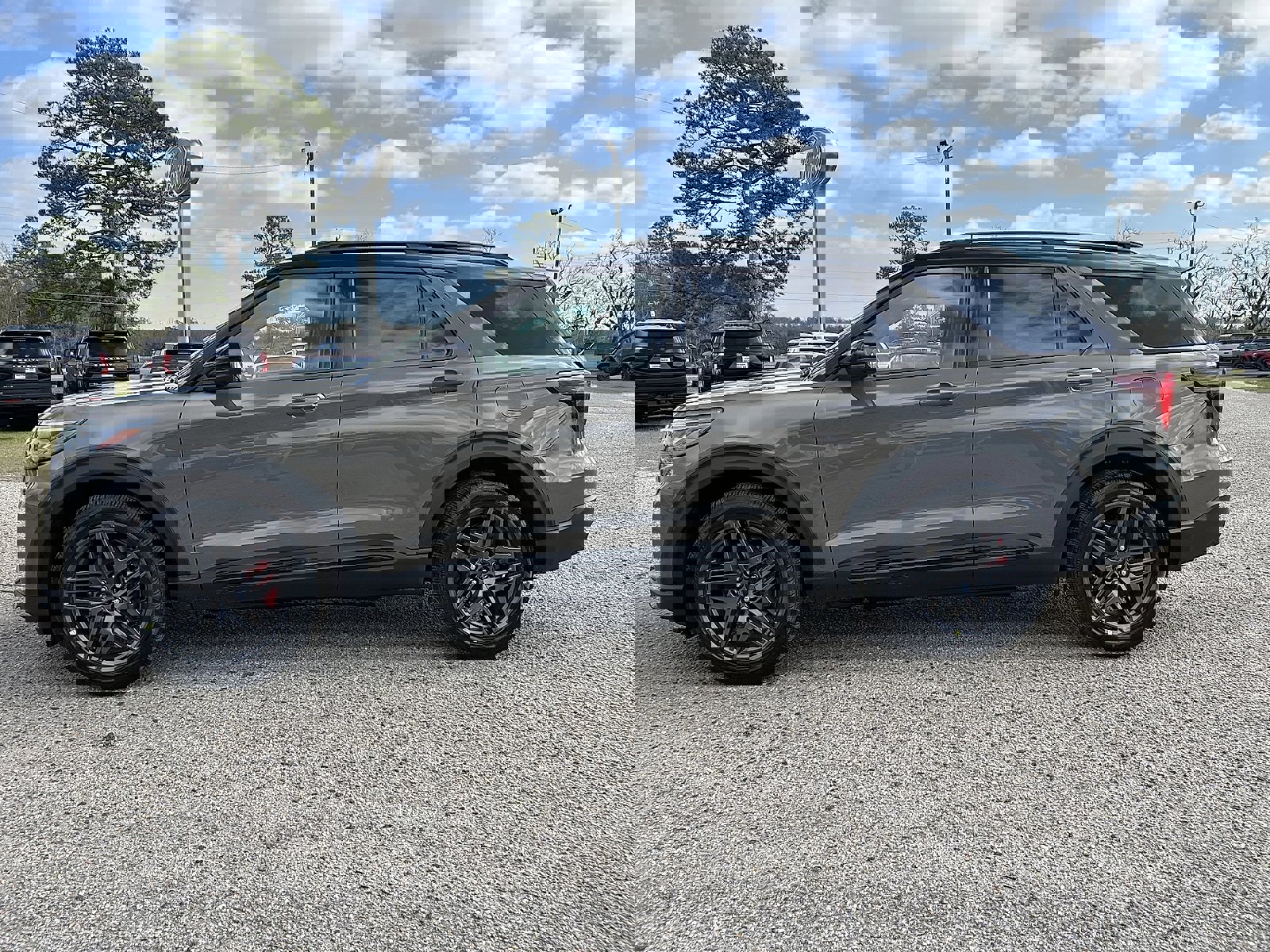 New 2026 Ford Explorer ST w/ Sun And Sound Package