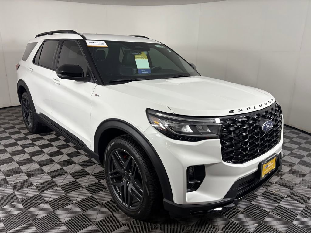 Certified 2025 Ford Explorer ST-Line w/ Premium Package image 1
