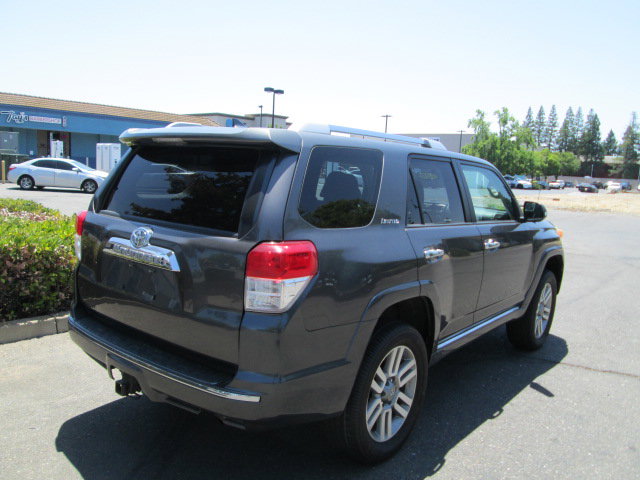 Used 2011 Toyota 4Runner Limited image 4