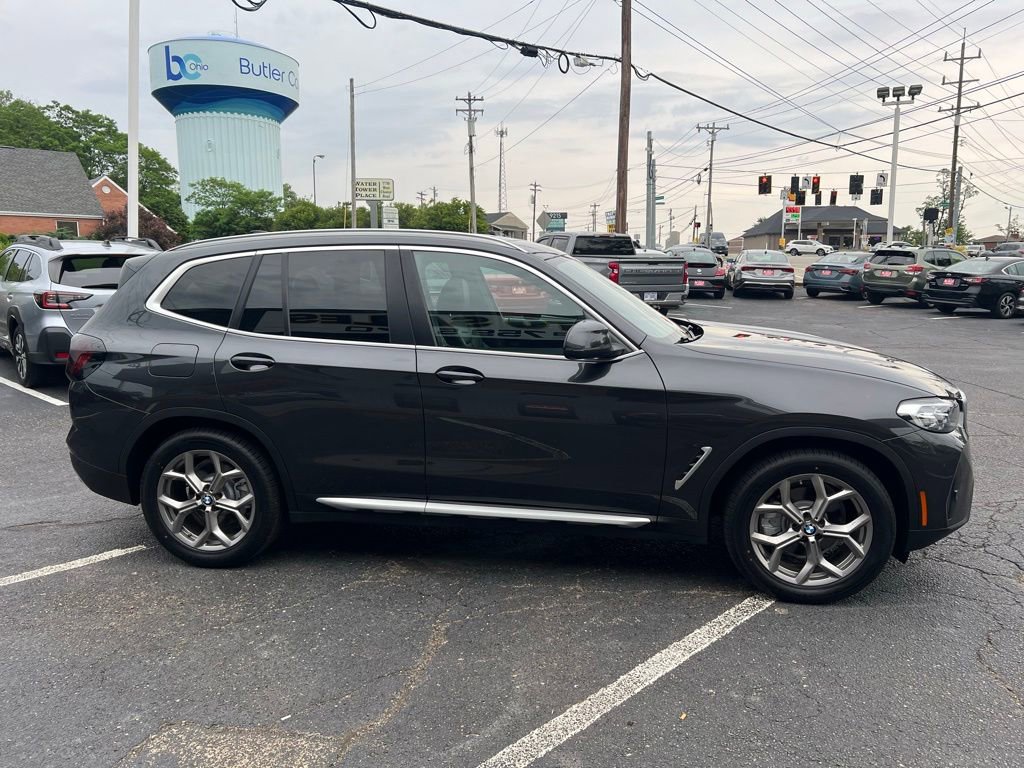 Used 2023 BMW X3 xDrive30i w/ Convenience Package AWD/4WD image 5