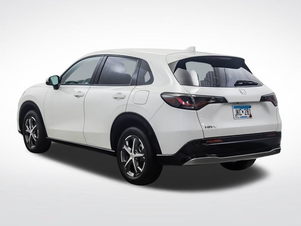 Used 2023 Honda HR-V EX-L image 3