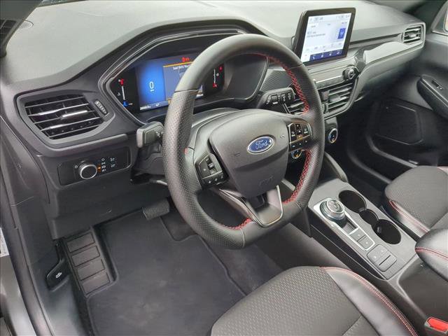 Used 2025 Ford Escape ST-Line image 12