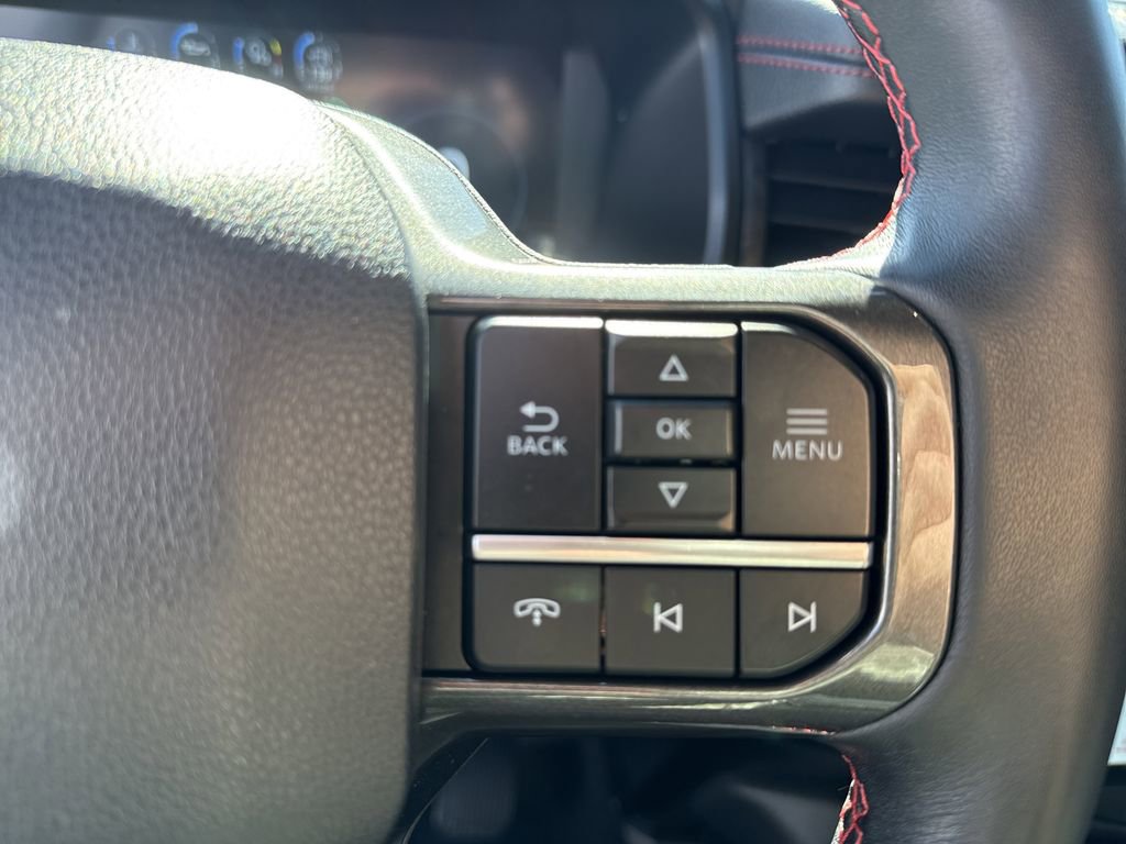 Used 2024 Ford Expedition Limited image 26