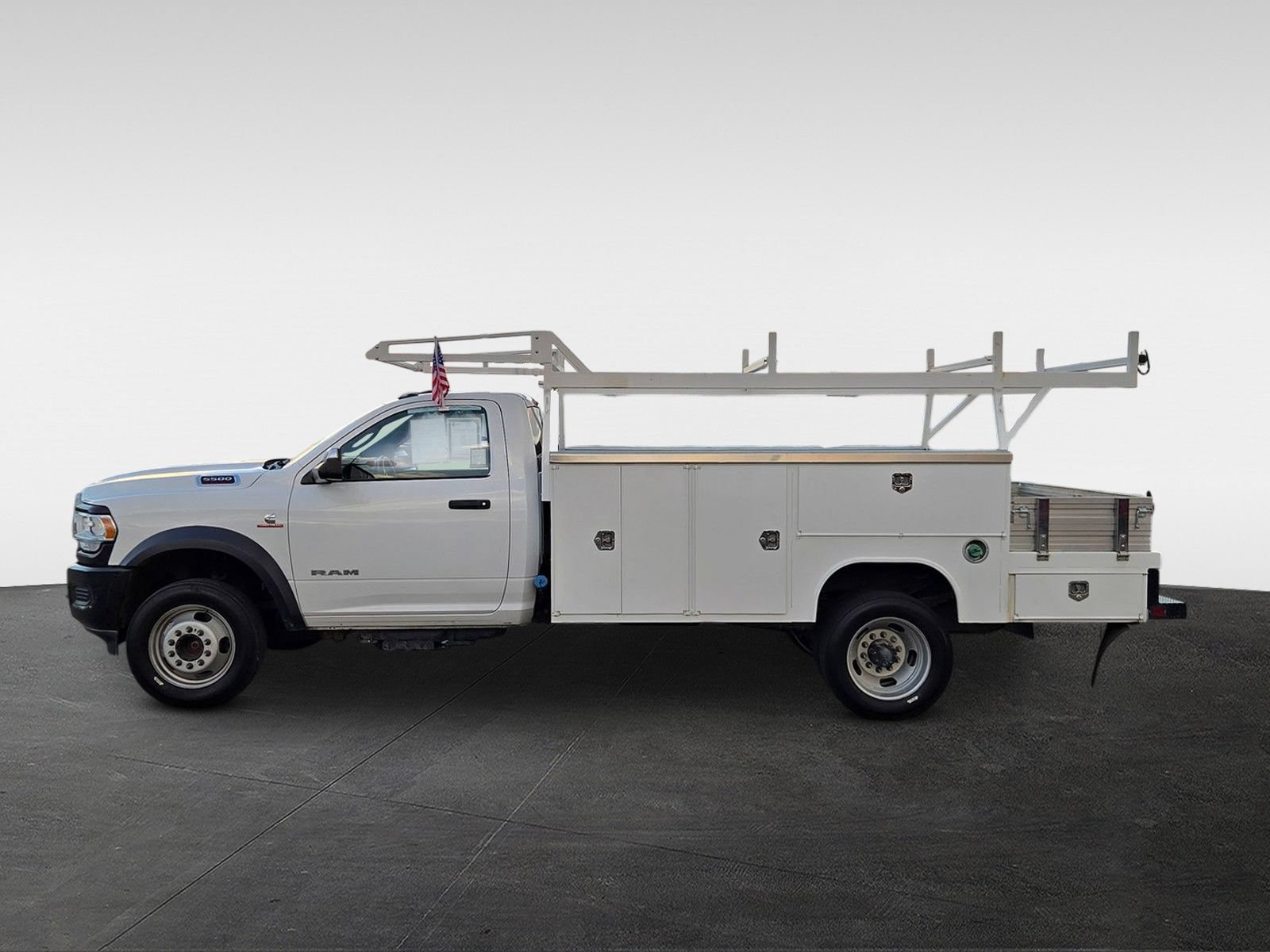 Used 2022 RAM 5500 Tradesman AWD/4WD image 7