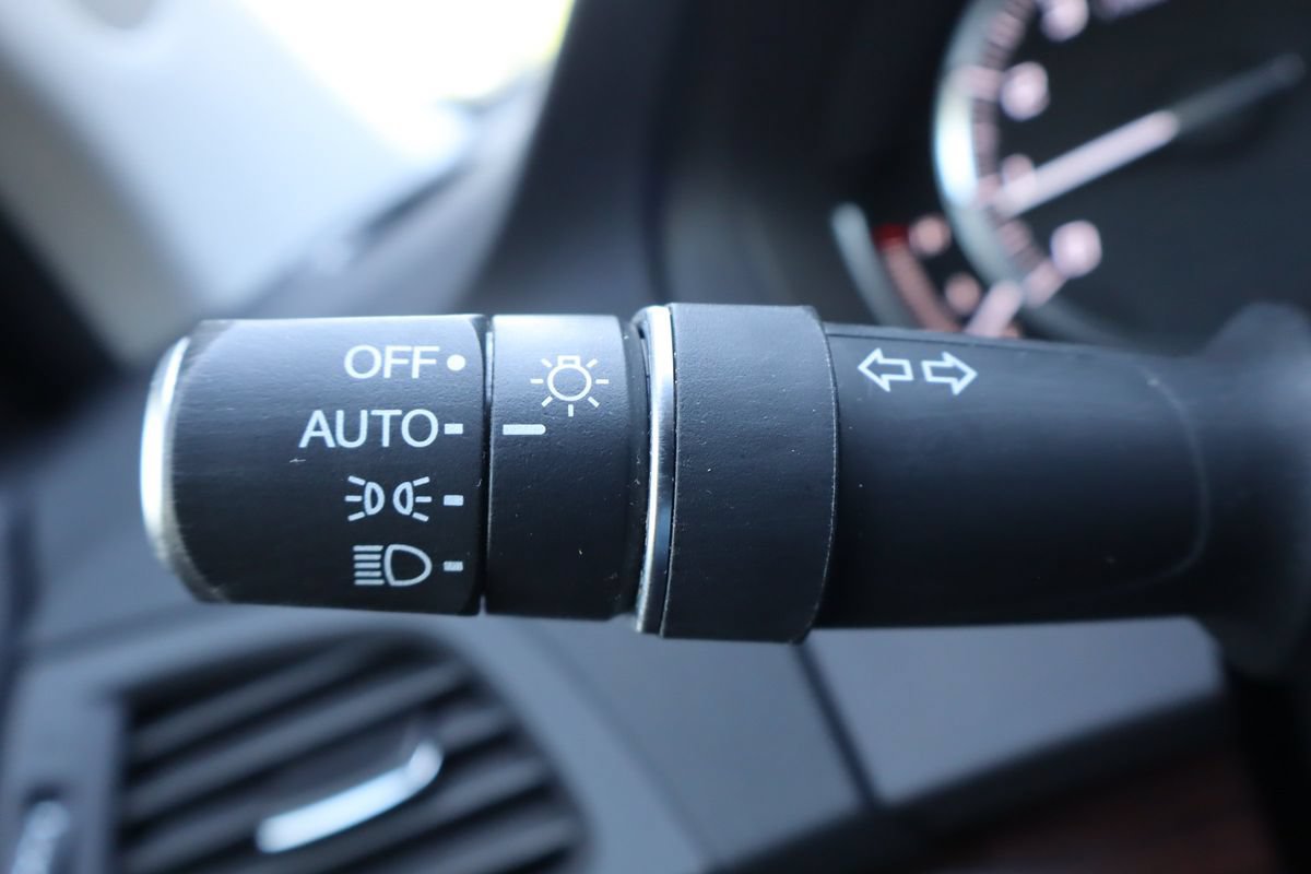 Used 2016 Acura MDX SH-AWD image 34