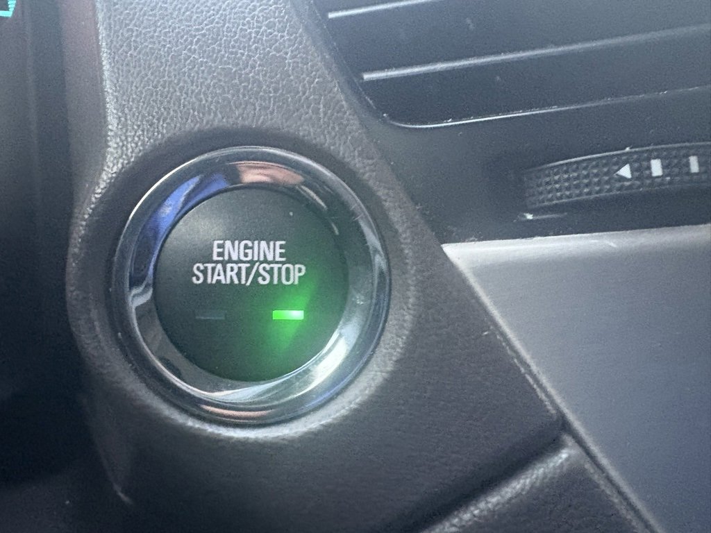 Used 2019 GMC Yukon Denali w/ Denali Ultimate Package image 23