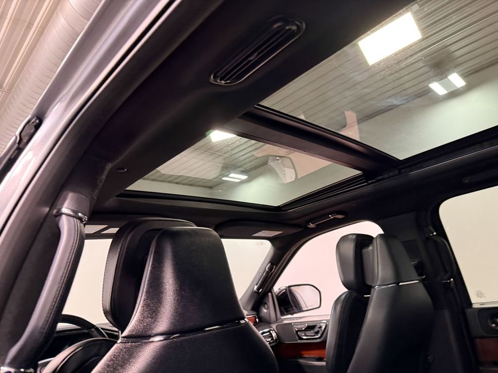 Used 2023 Lincoln Navigator Reserve image 52