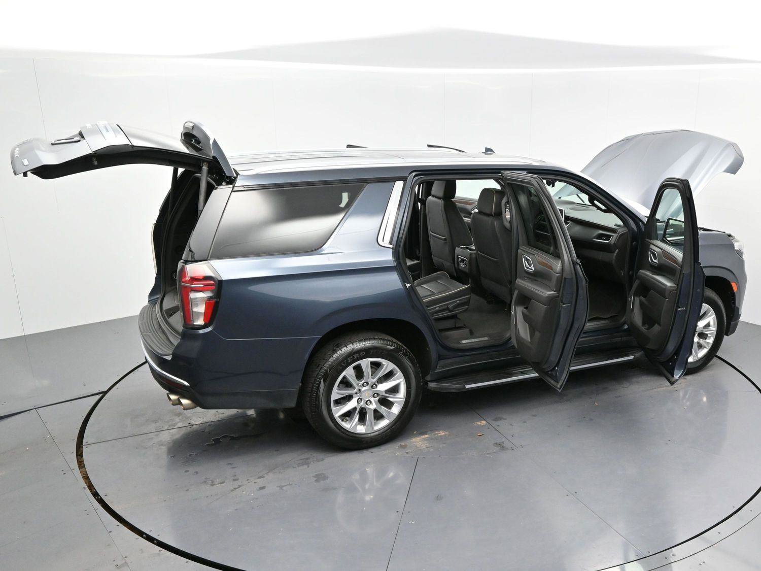 Used 2021 Chevrolet Tahoe Premier w/ Premium Package image 49