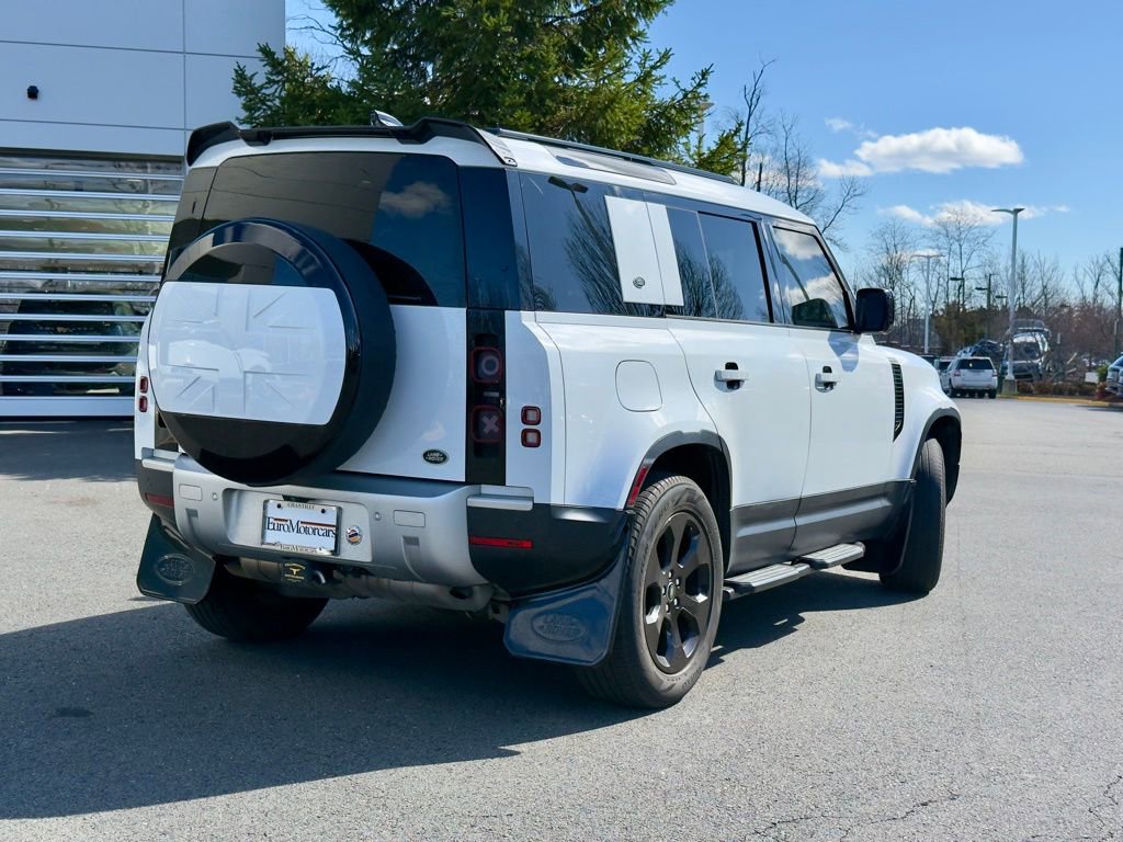 Used 2021 Land Rover Defender 110 image 3