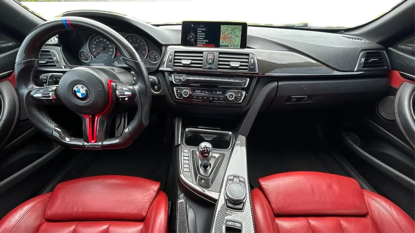 Used 2016 BMW M4 Convertible RWD image 25