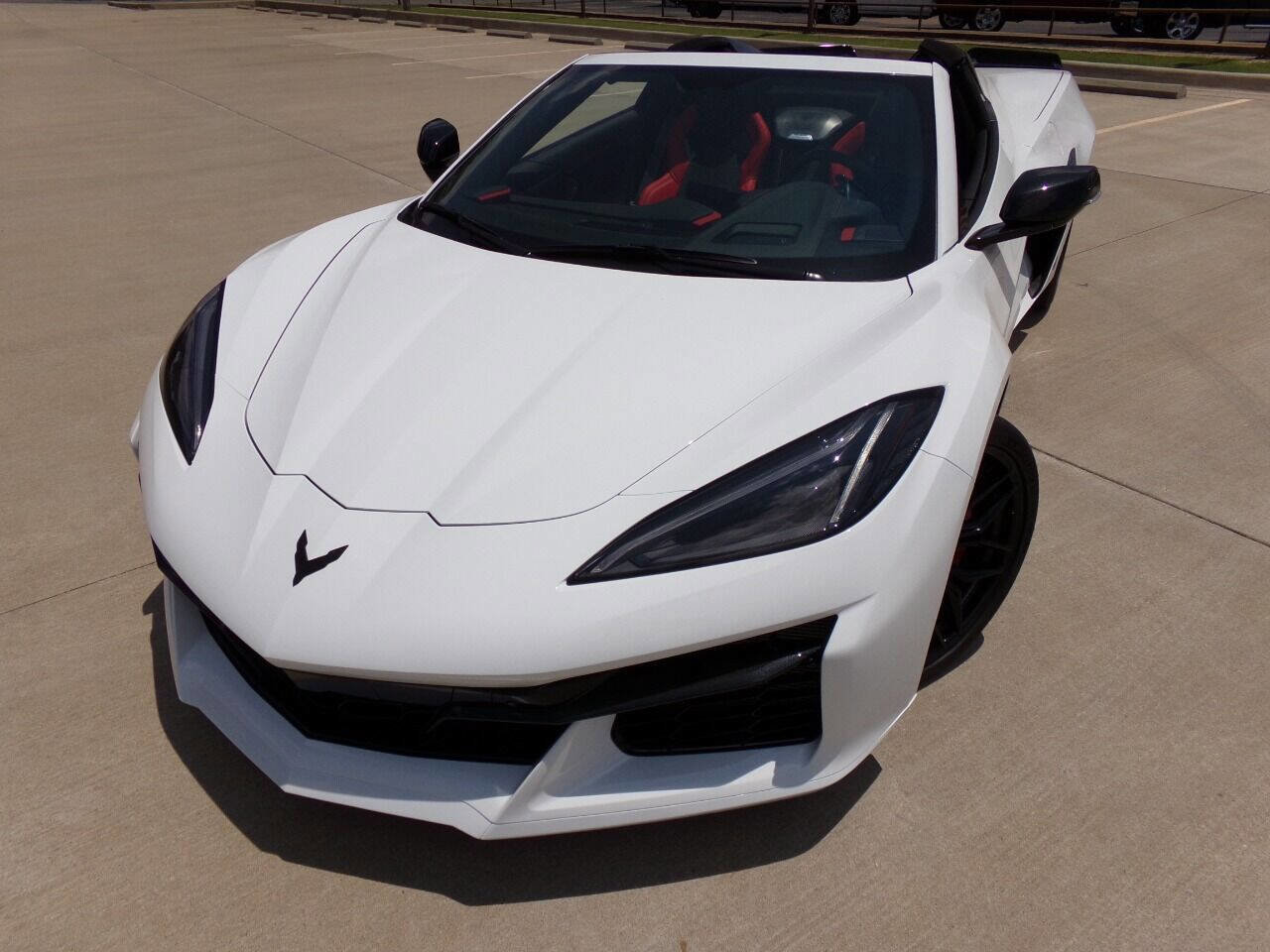 Used 2023 Chevrolet Corvette Z06 w/ 3LZ 70th Anniversary w/ Stealth Interior Trim Package image 8