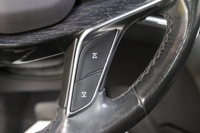 Used 2021 Cadillac XT5 Premium Luxury w/ LPO, Floor Liner Package AWD/4WD image 19