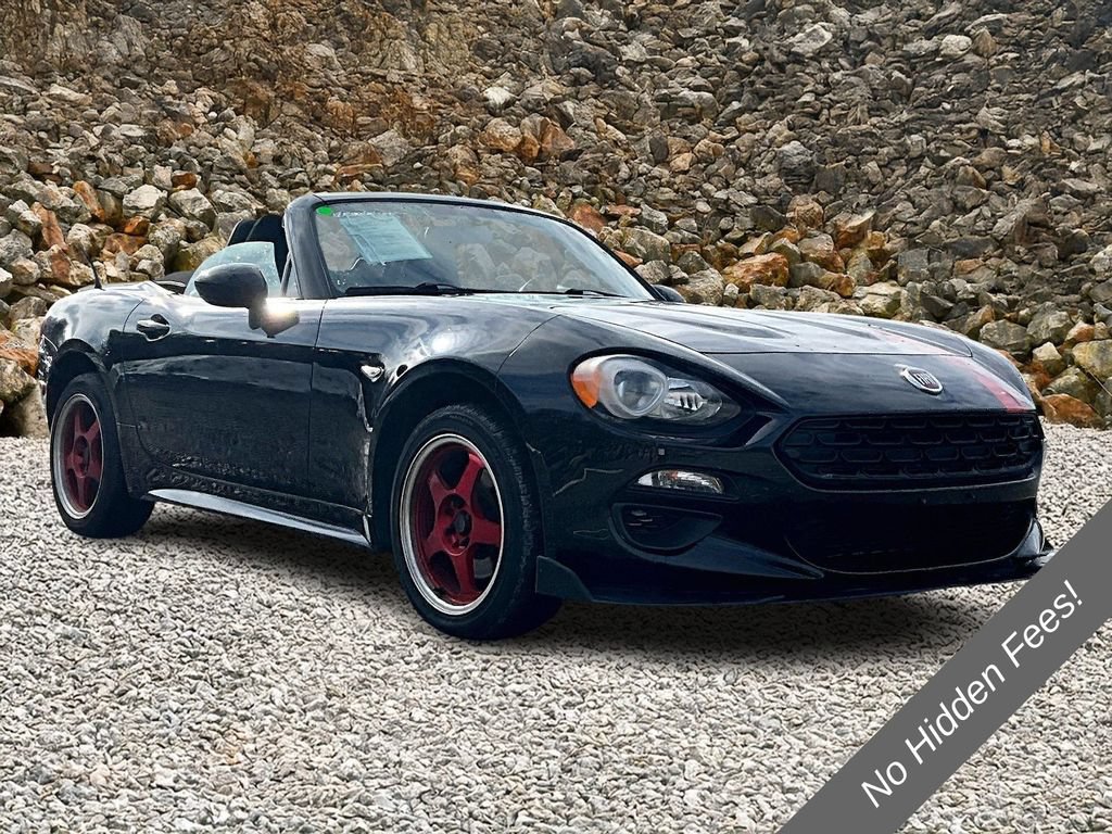 Used 2018 FIAT 124 Spider Classica RWD image 9