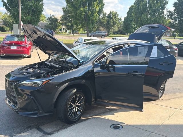 Used 2025 Lexus NX 250 FWD w/ Accessory Package (Z2) image 10