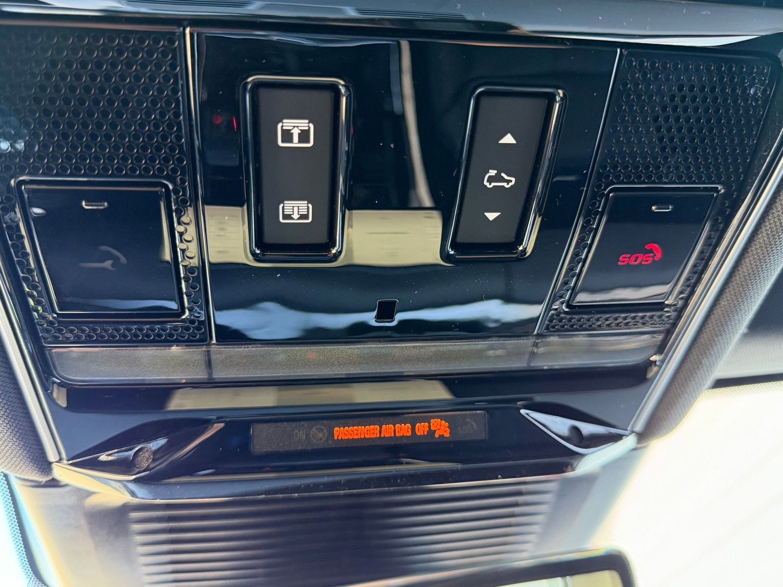 New 2026 Land Rover Range Rover Sport Dynamic SE image 21