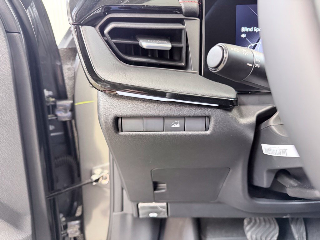 New 2027 Nissan Kicks SV w/ Rock Creek Edition AWD/4WD image 35