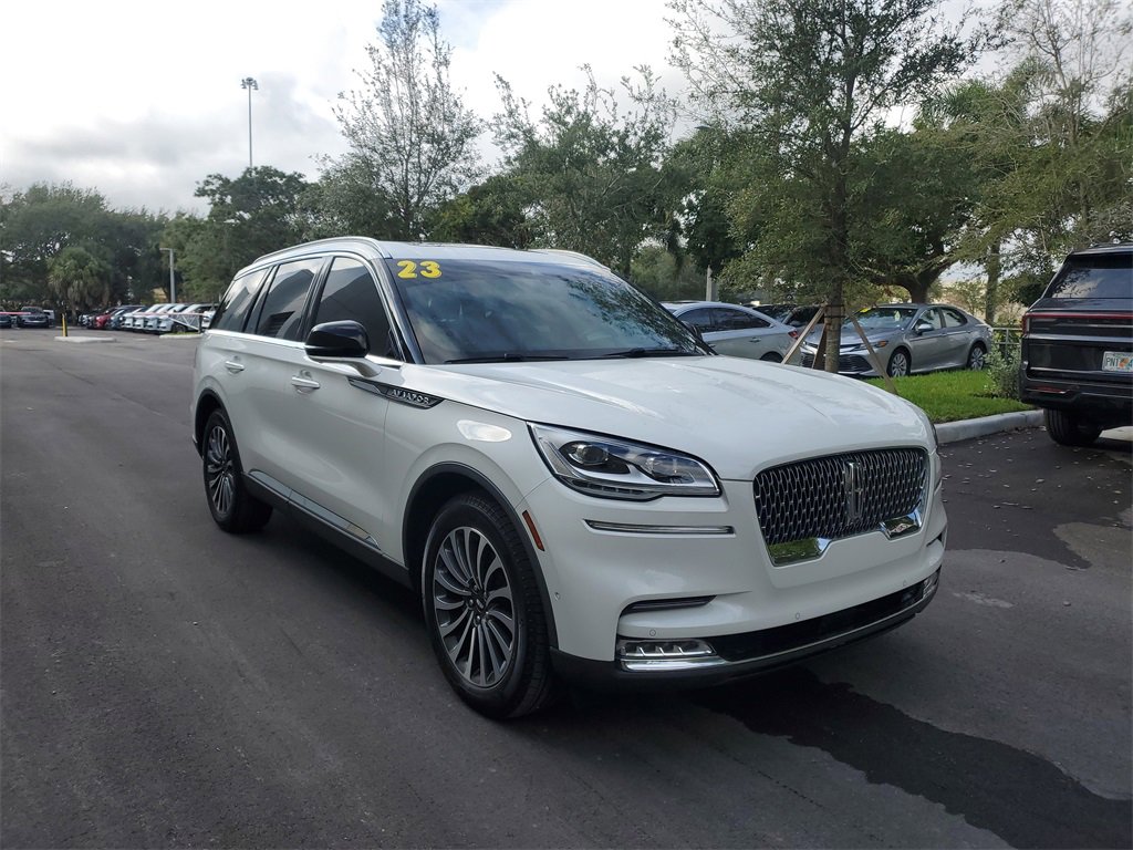 Certified 2023 Lincoln Aviator Reserve w/ Equipment Group 201A image 30