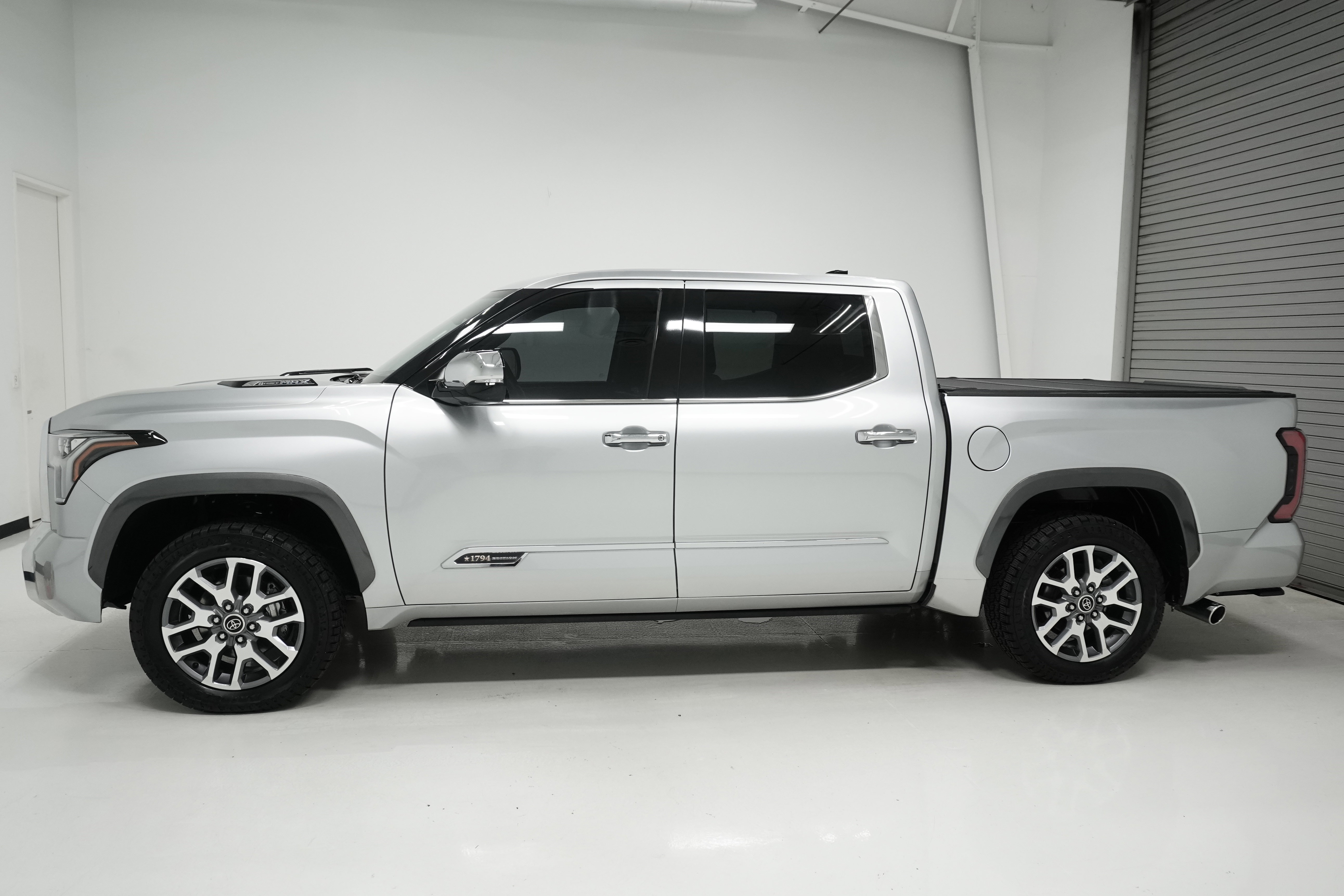 Used 2022 Toyota Tundra 1794 Edition image 6